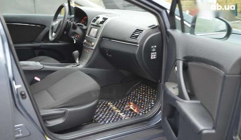 Toyota Avensis 2010 - фото 27