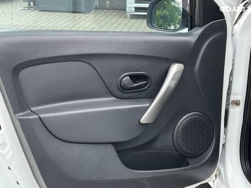 Dacia Logan 2015 белый - фото 25