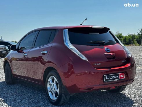 Nissan Leaf 2012 красный - фото 7