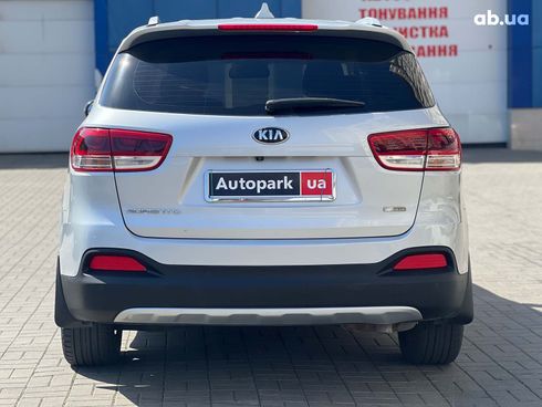 Kia Sorento 2015 серый - фото 10