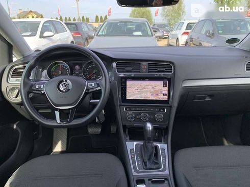 Volkswagen e-Golf 2019 - фото 21