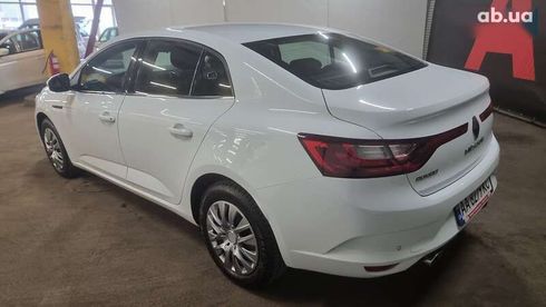 Renault Megane 2019 - фото 4