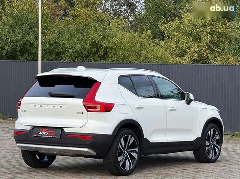 Volvo XC40 2024 - фото 4
