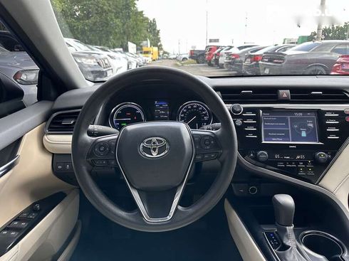 Toyota Camry 2020 - фото 14