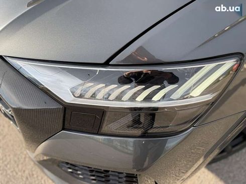 Audi RS Q8 2021 - фото 7