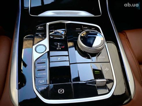 BMW X7 2023 - фото 18