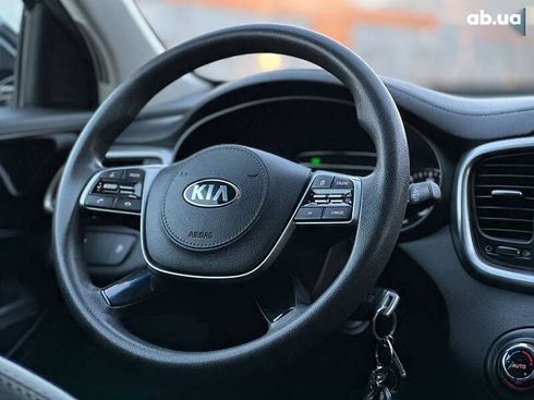 Kia Sorento 2019 - фото 21