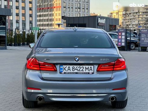 BMW 5 серия 2019 - фото 8
