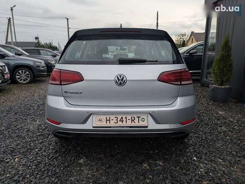 Volkswagen e-Golf 2020 - фото 7