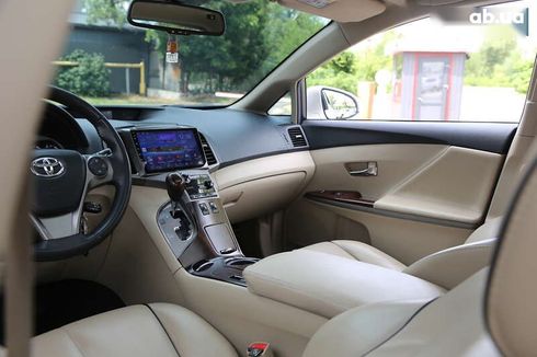 Toyota Venza 2013 - фото 16