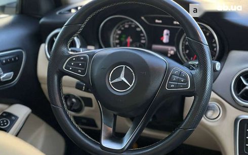 Mercedes-Benz GLA-Класс 2018 - фото 15