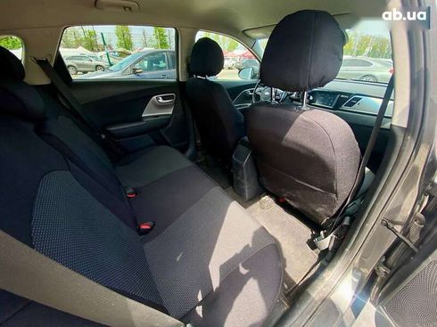 Kia Niro 2017 - фото 18