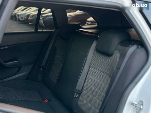 Opel Insignia 2016 - фото 12