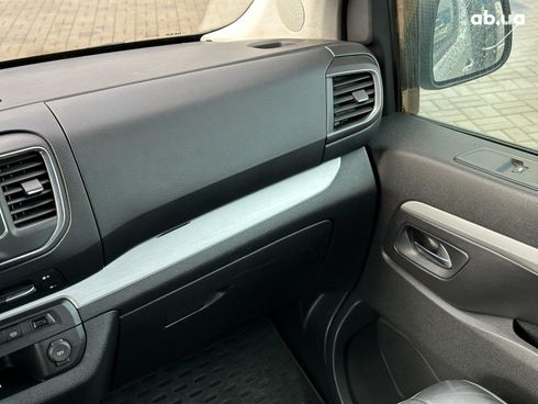 Peugeot Traveller 2017 серый - фото 21