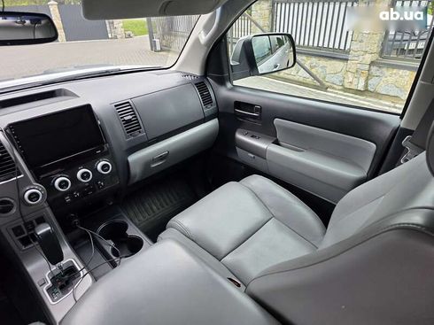 Toyota Sequoia 2014 - фото 25