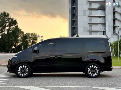 Hyundai Staria 2025 - фото 22