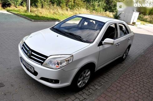 Geely MK 2012 - фото 3