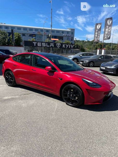 Tesla Model 3 2022 - фото 8