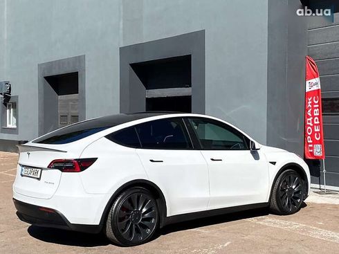 Tesla Model Y 2022 - фото 10