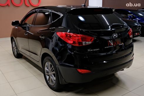 Hyundai Tucson 2016 черный - фото 4