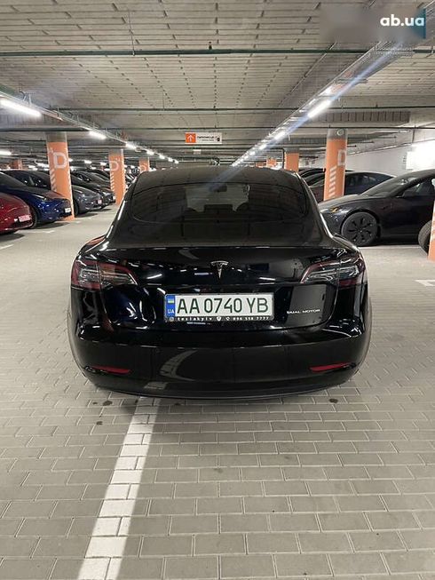 Tesla Model 3 2019 - фото 4