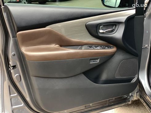 Nissan Murano 2015 серый - фото 22