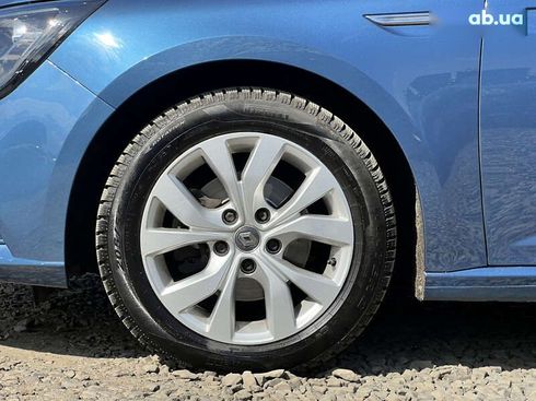 Renault Megane 2019 - фото 19