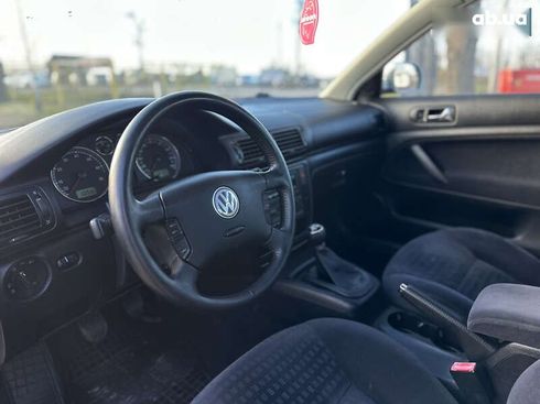 Volkswagen Passat 2003 - фото 21