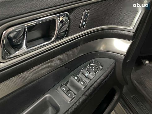 Ford Explorer 2017 - фото 9