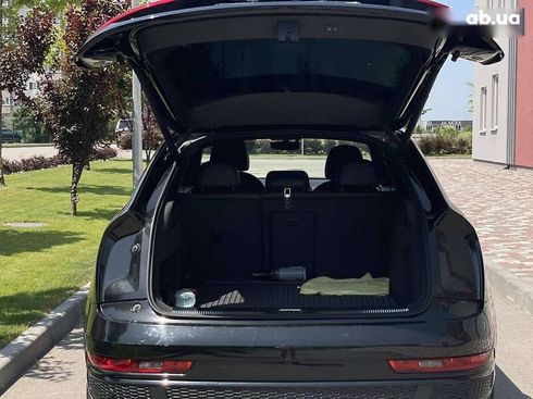 Audi Q3 2017 - фото 11