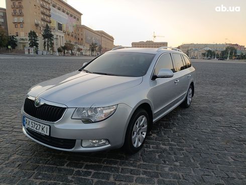 Skoda Superb 2010 серый - фото 9