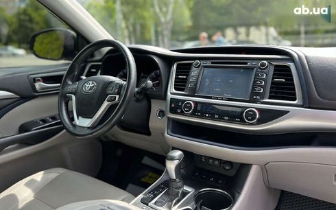 Toyota Highlander 2017 - фото 10