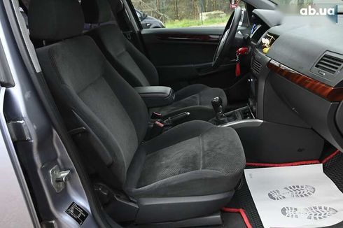 Opel Astra 2004 - фото 26