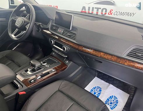 Audi Q5 2017 - фото 18