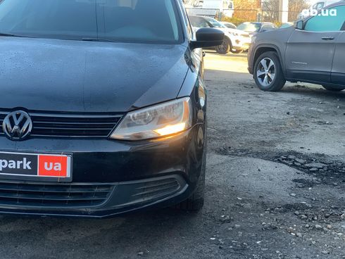 Volkswagen Jetta 2012 черный - фото 11