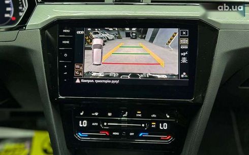 Volkswagen Passat 2021 - фото 19