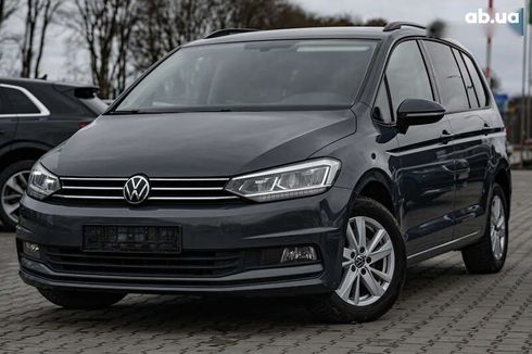 Volkswagen Touran 2020 - фото 3