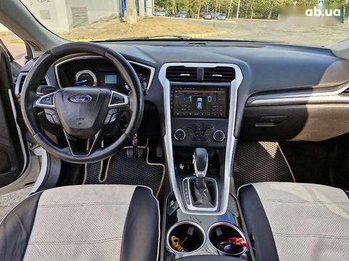 Ford Fusion 2013 - фото 13