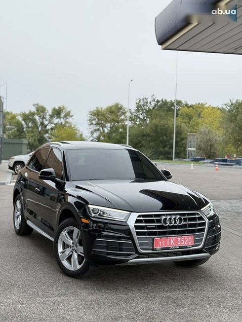 Audi Q5 2017 - фото 5