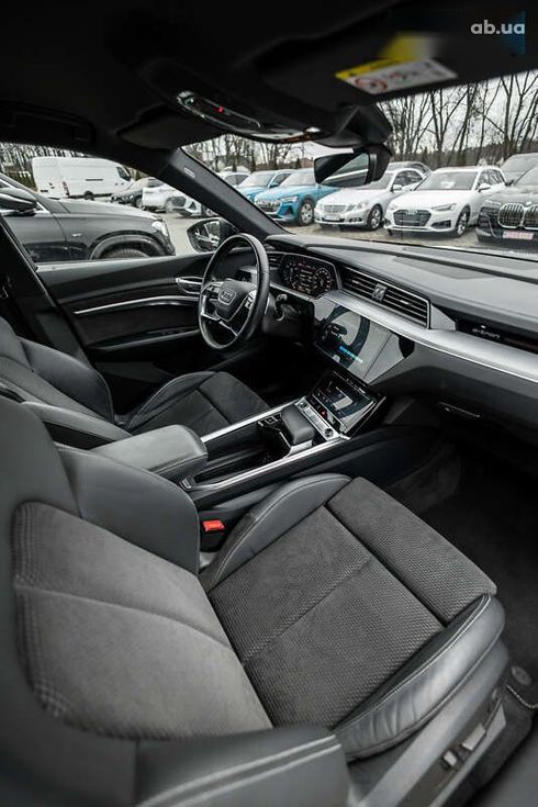 Audi E-Tron 2021 - фото 14
