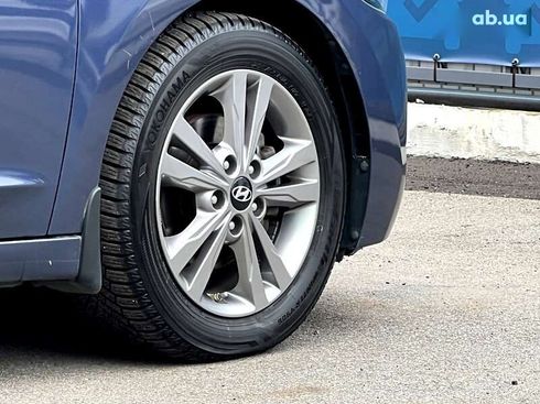 Hyundai Elantra 2018 - фото 21