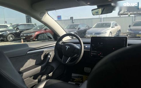 Tesla Model 3 2021 - фото 21