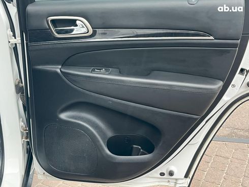 Jeep Grand Cherokee 2012 белый - фото 41