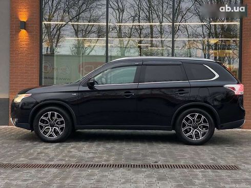 Mitsubishi Outlander 2015 - фото 6