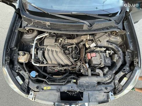 Nissan Qashqai 2012 - фото 26