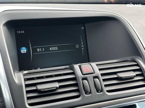 Volvo XC60 2015 коричневый - фото 26