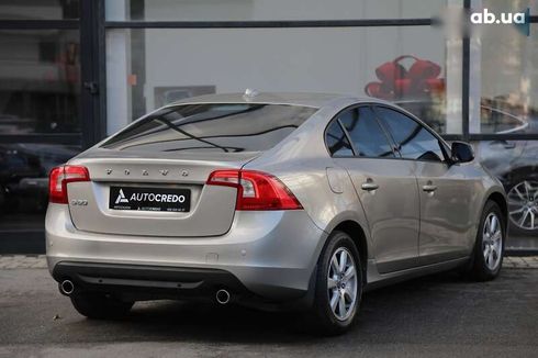 Volvo S60 2014 - фото 2