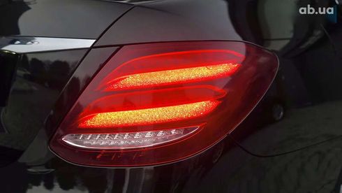 Mercedes-Benz E-Класс 2020 - фото 18