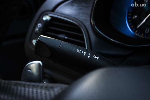 Chrysler 200 2015 - фото 23