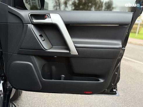 Toyota Land Cruiser Prado 2020 - фото 24